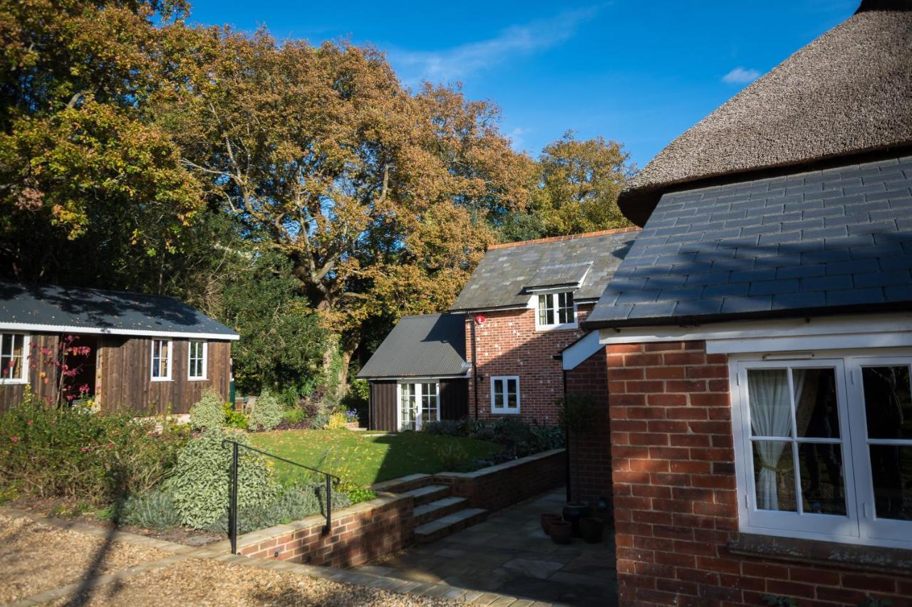 Thatched Cottageブロッケンハースト エクステリア 写真