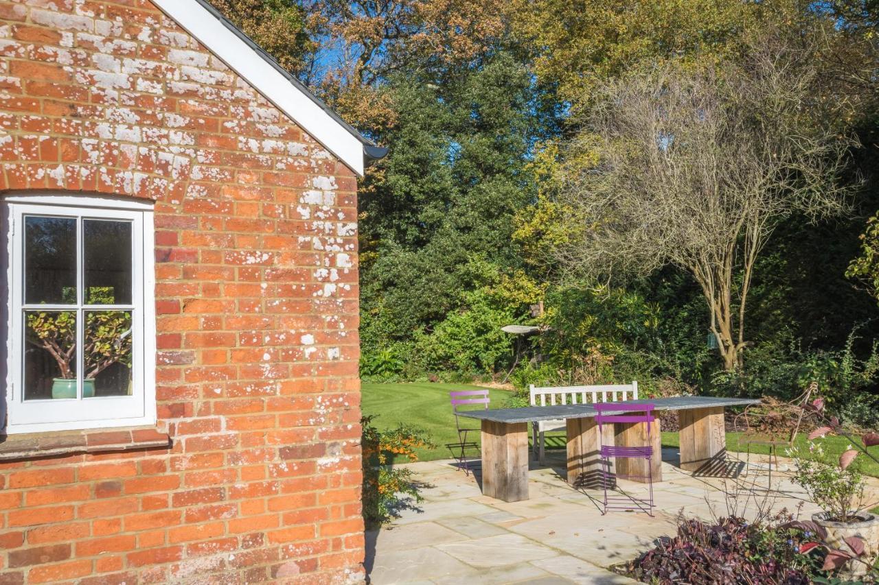 Thatched Cottageブロッケンハースト エクステリア 写真